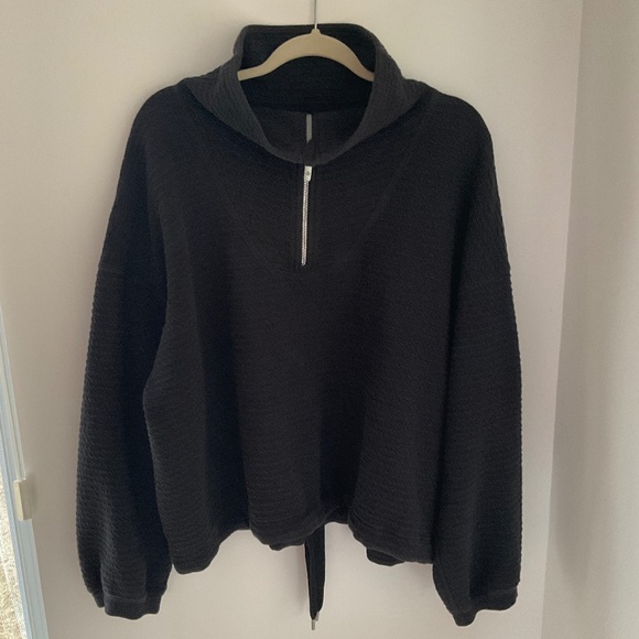 lululemon athletica Sweaters - Lululemon Textured 1/2 Zip Pullover size 14/ 16 Black